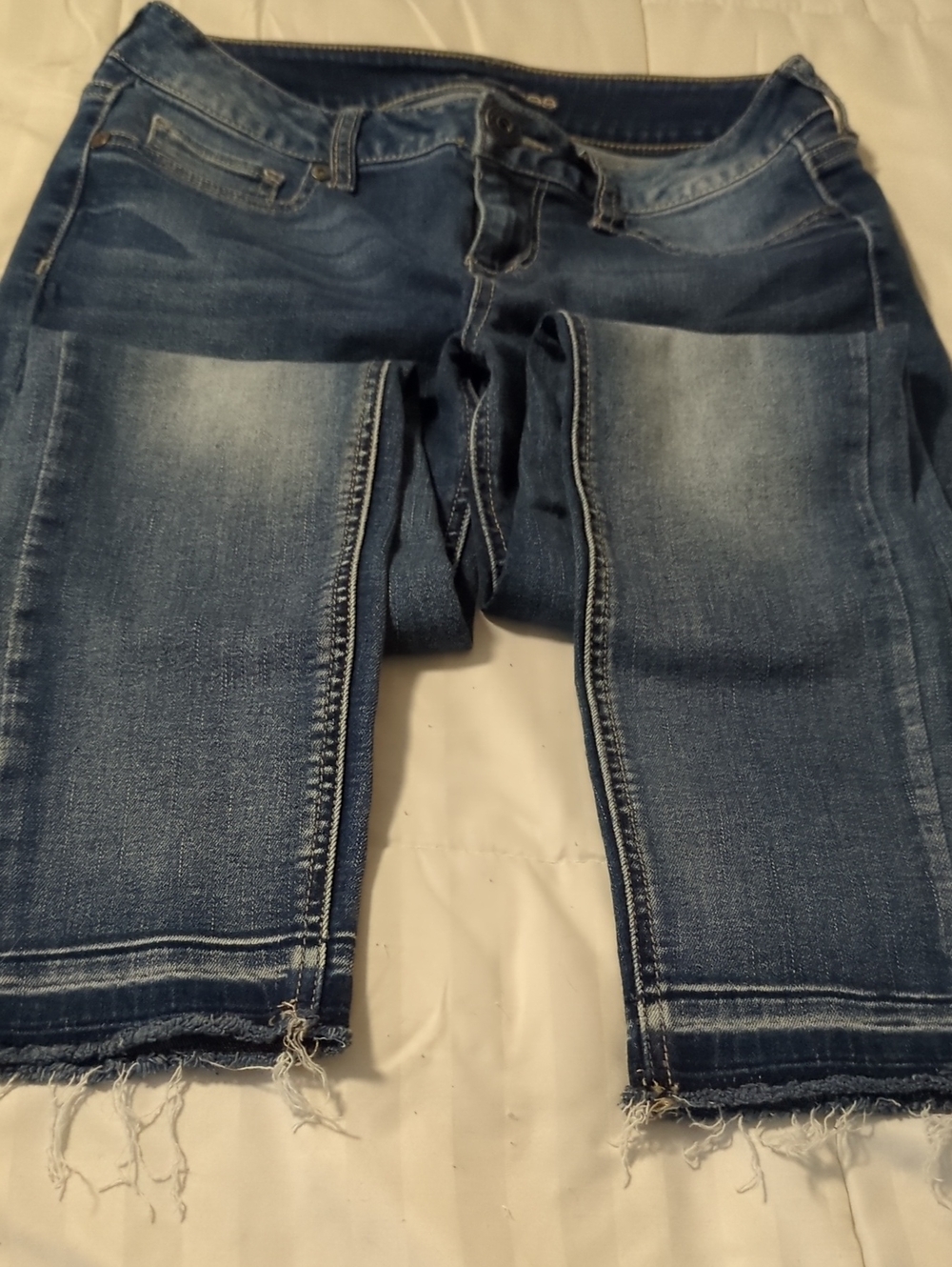 Classic Blue Women's Denim Jeans Jeggings, Very Stretchy Distressed Hem